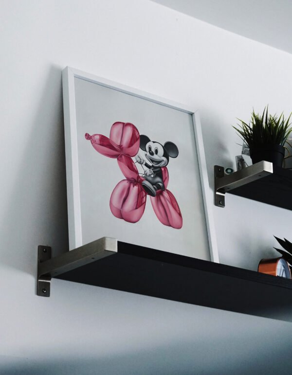 Mokup Mickie Globos Mickey Mouse montando globo - Printed Art